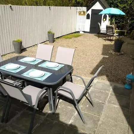 Moor House Ferienhaus *